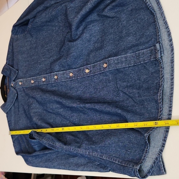 Harrington shirt Womens size M denim longsleeve Button - Picture 6 of 8